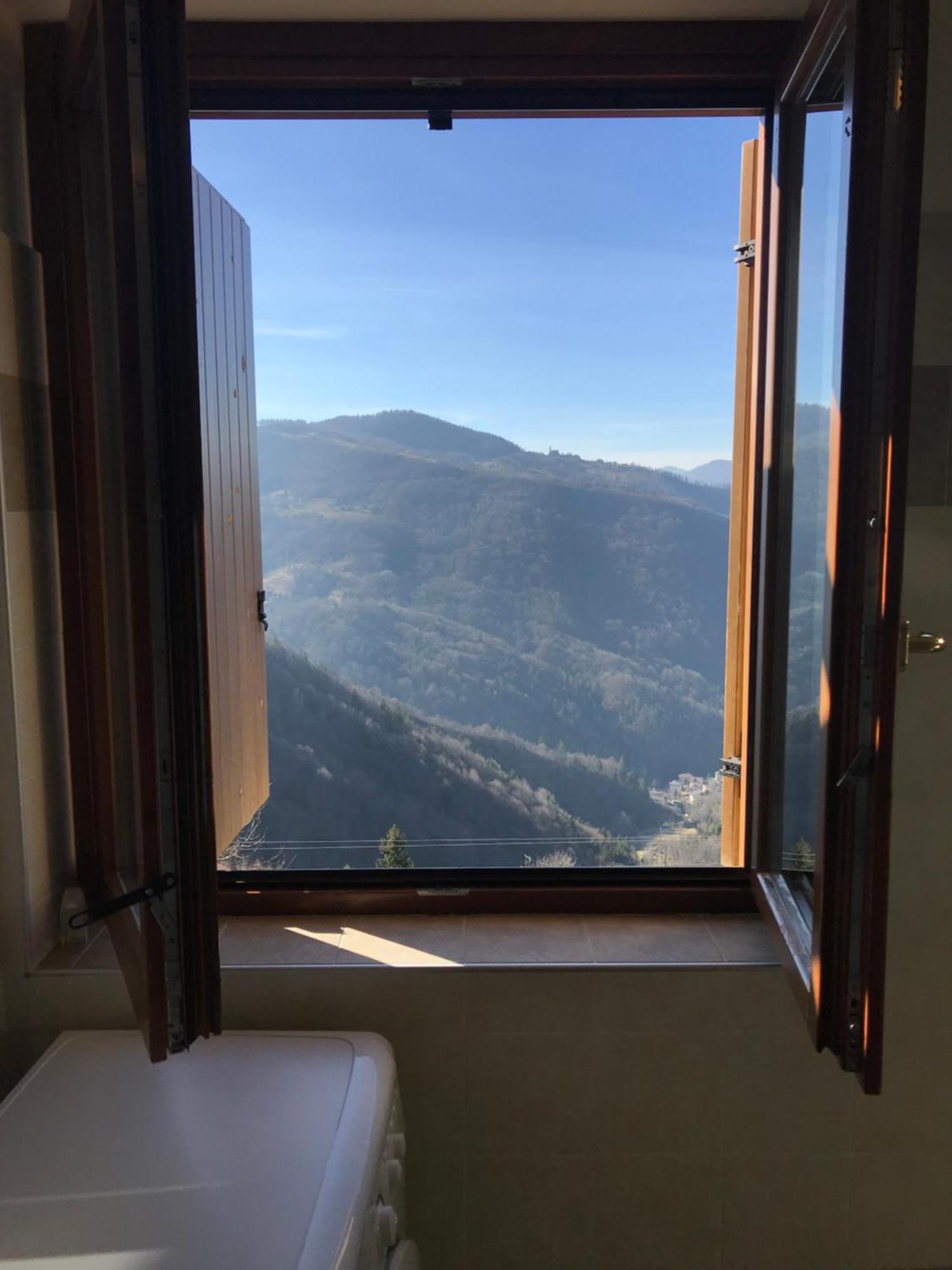 Casa Con Vista Apartment Costa di Serina ภายนอก รูปภาพ