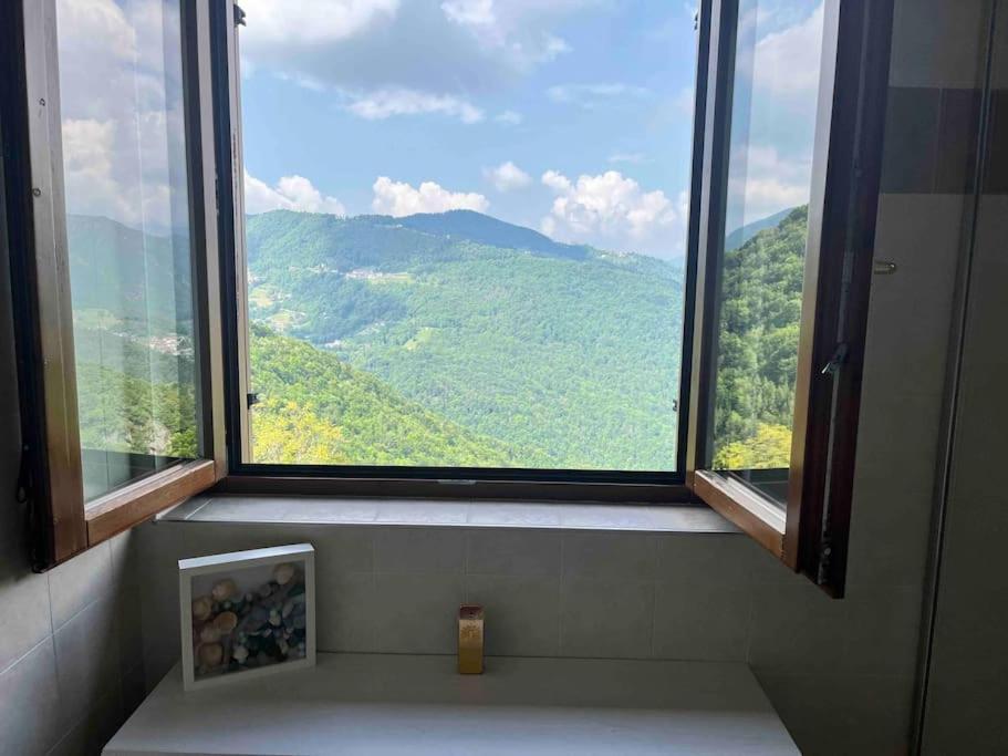 Casa Con Vista Apartment Costa di Serina ภายนอก รูปภาพ